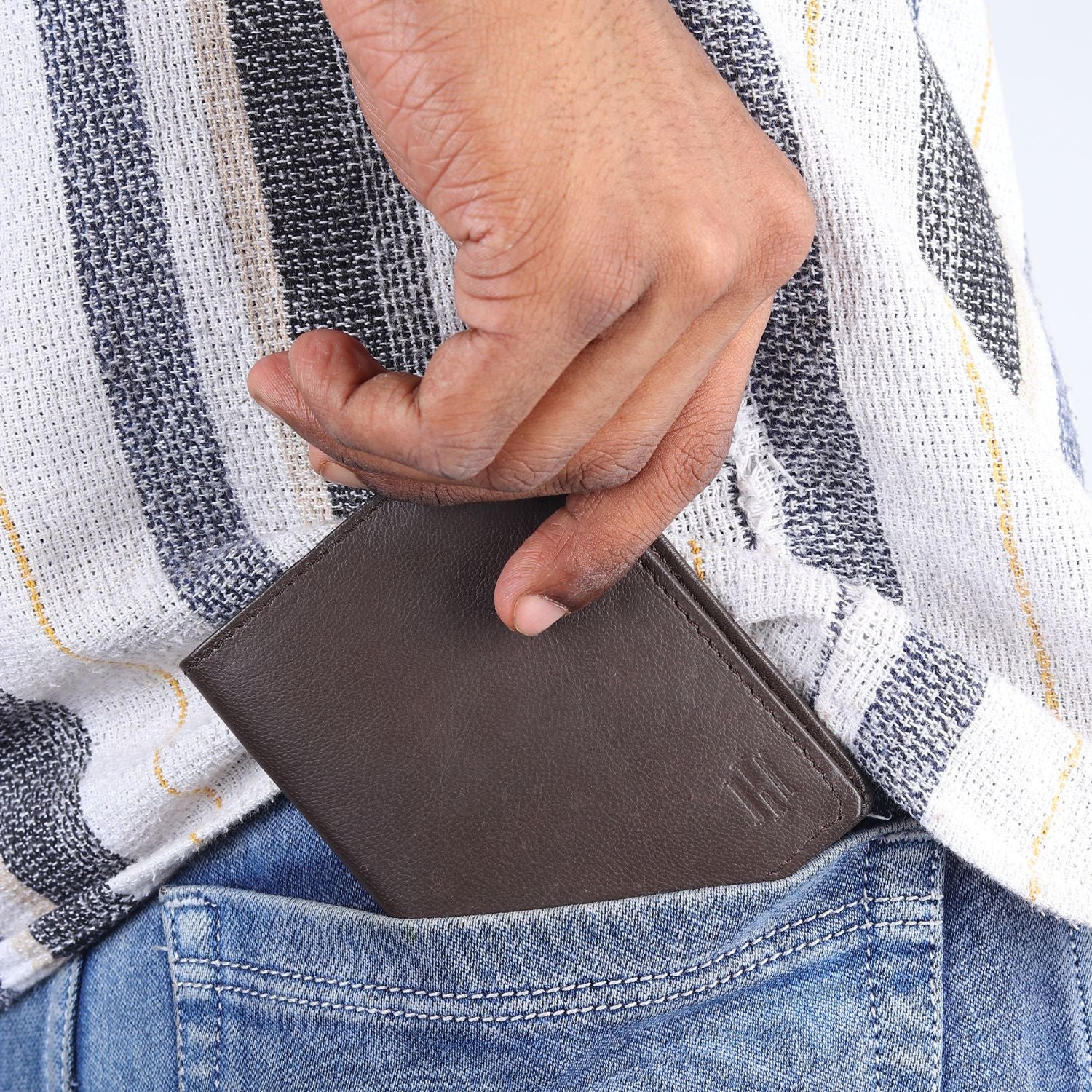 Brown Genuine Leather Card Holder/Wallet For Men - RFID Blocking, Slim Formal/Casual Card Holder/Wallet With 11 Compartments - Image 10
