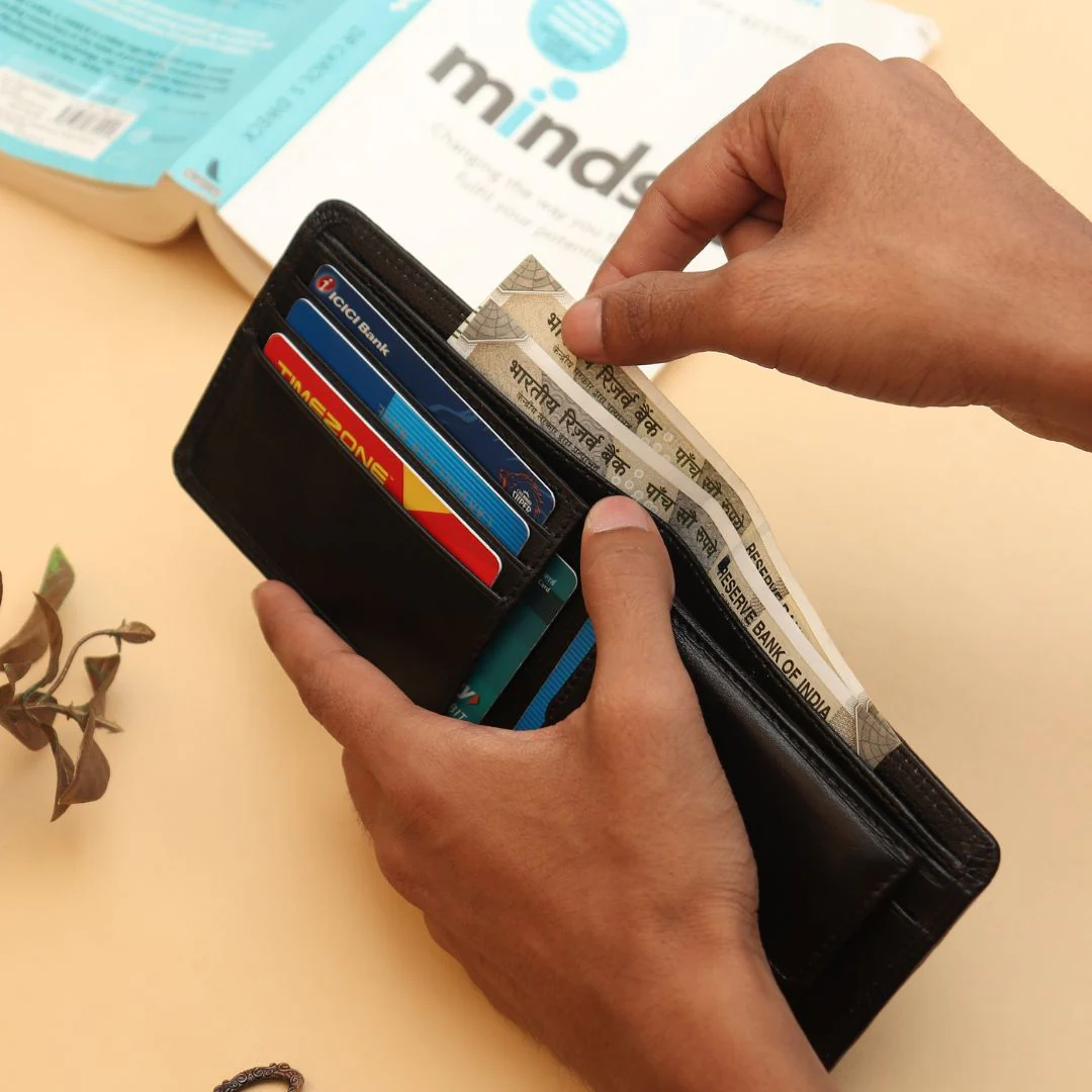 Signature Black Genuine Leather Textured Wallet for Men - RFID Blocking, Slim Bifold Wallet with 8 Compartments - Image 7